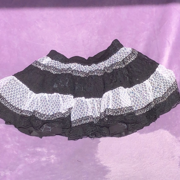 Dead Threads Flouncy Mini Skirt - Picture 3 of 14